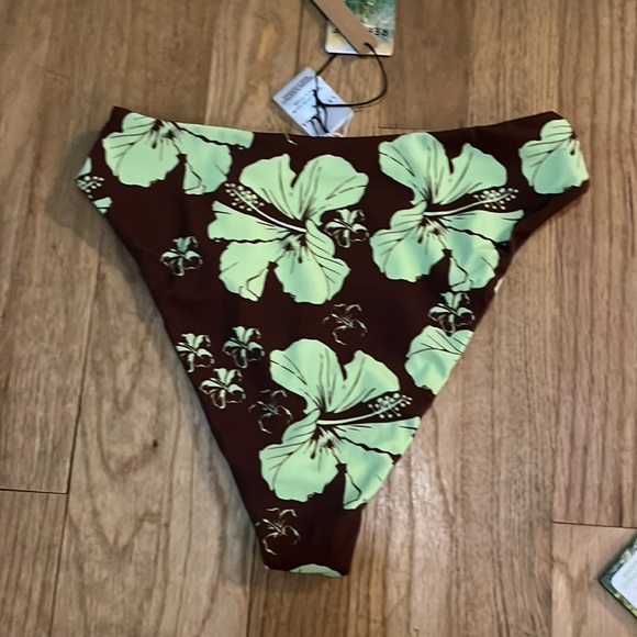 NWT Leni Swims bikini set - Picture 7 of 10